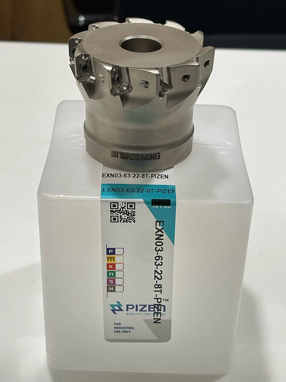 Indexable Cutters — 400R-40-C32-200L-3T